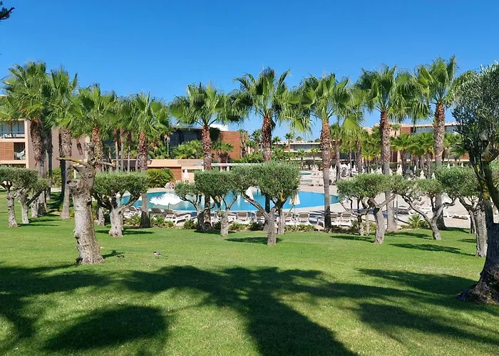 Herdade Dos Salgados - Lagoas * 阿尔布费拉