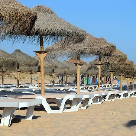 Herdade Dos Salgados - Lagoas דירה